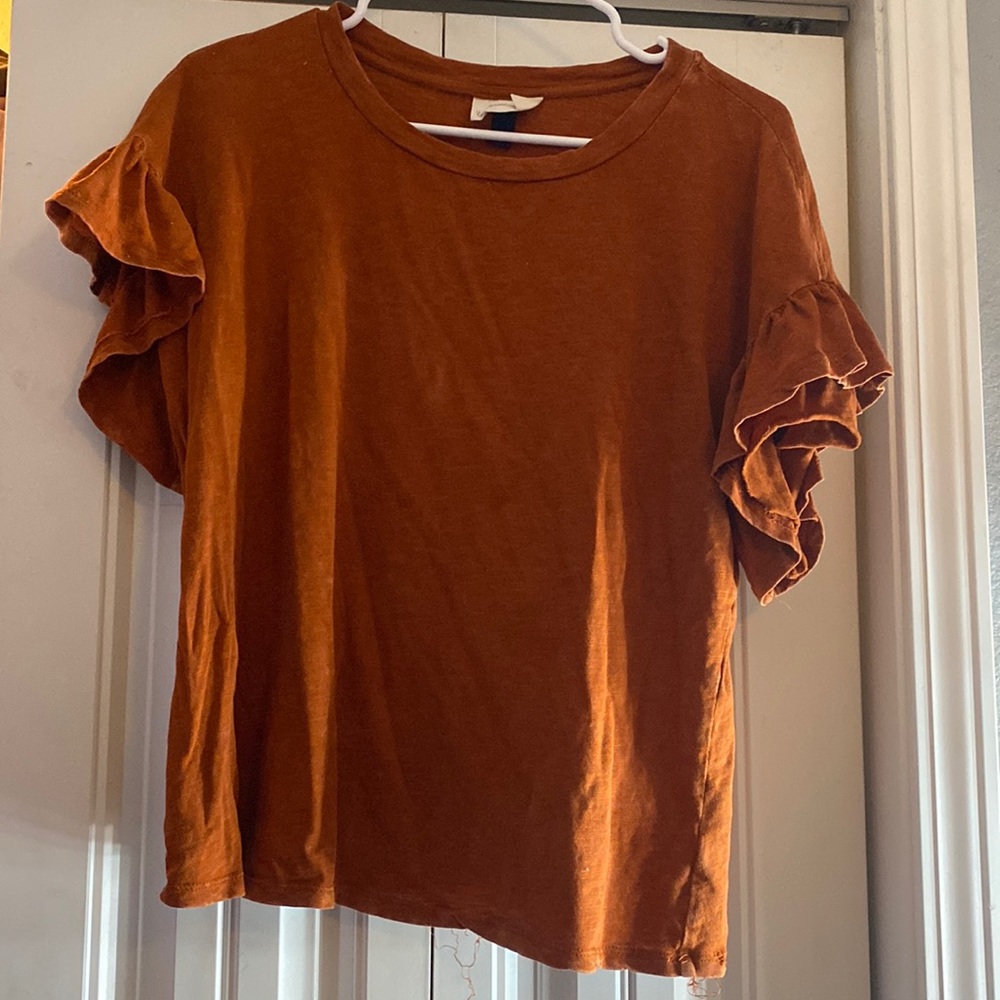 ruffle sleeve tee